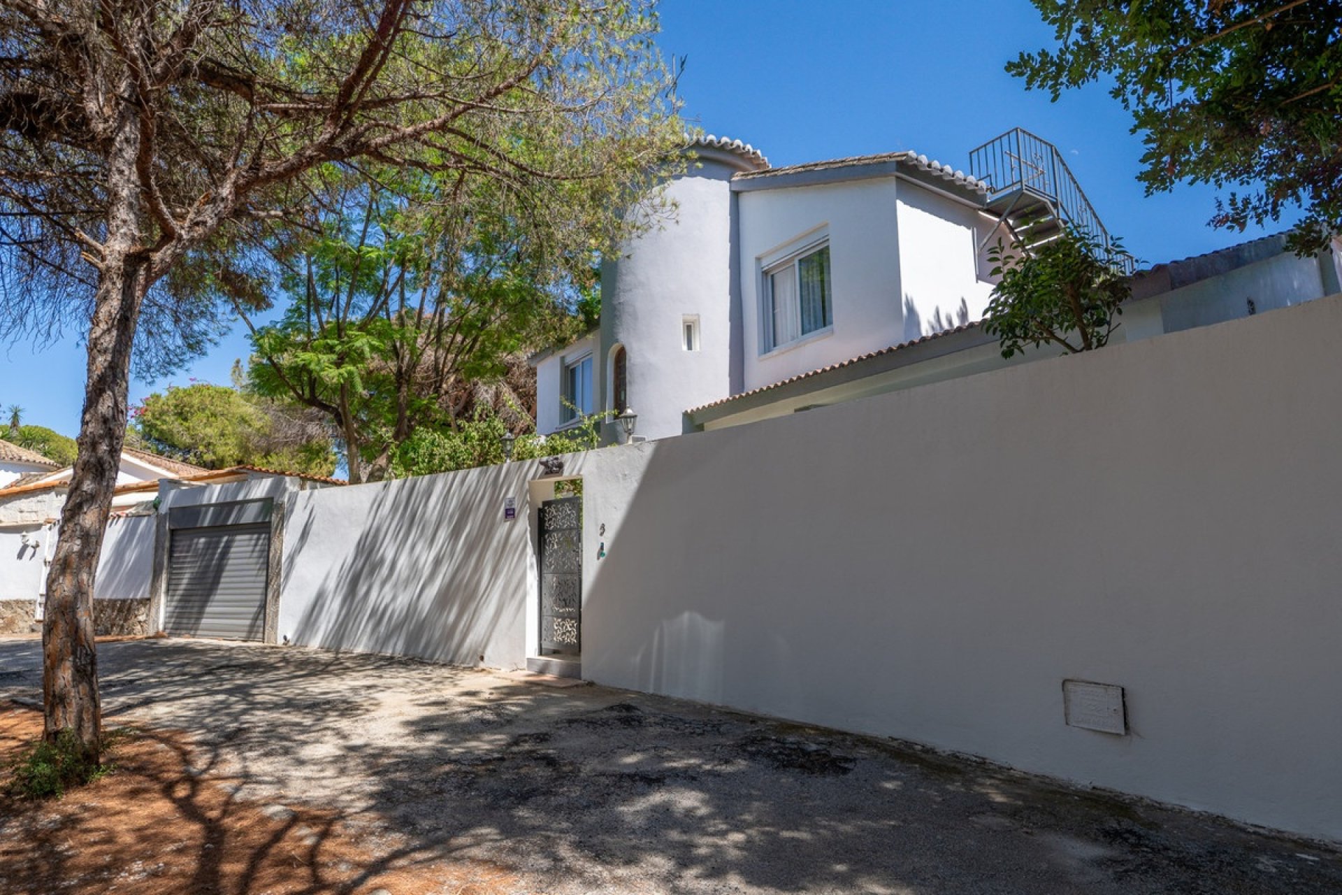 Resale - Villa - Marbella - Marbesa