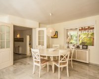 Resale - Villa - Marbella - Marbesa