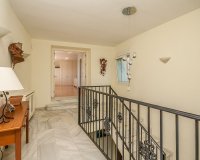 Resale - Villa - Marbella - Marbesa