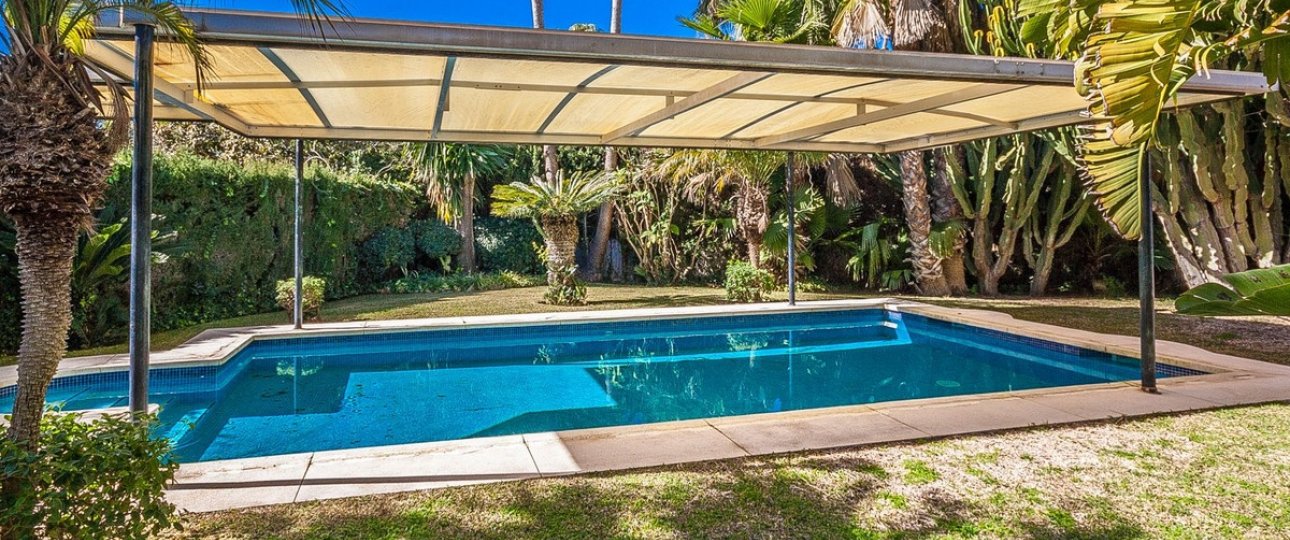 Resale - Villa - Marbella - Marbesa
