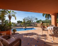 Resale - Villa - Marbella - Marbesa