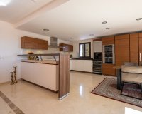 Resale - Villa - Marbella - Marbesa