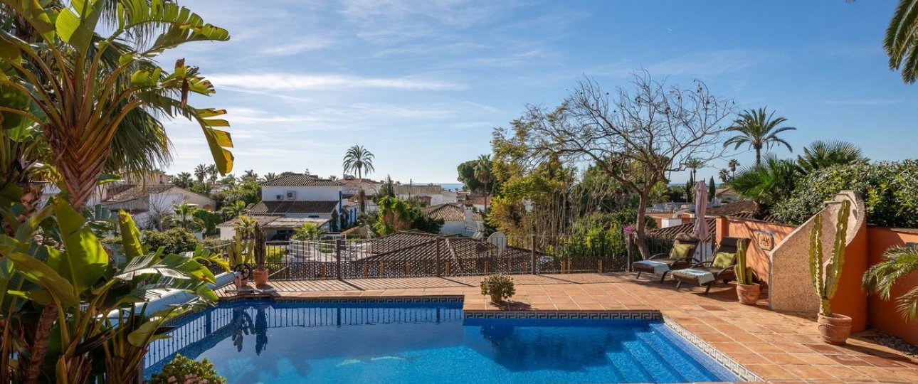 Resale - Villa - Marbella - Marbesa