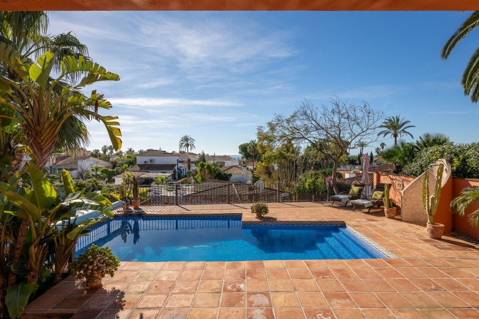 Resale - Villa - Marbella - Marbesa