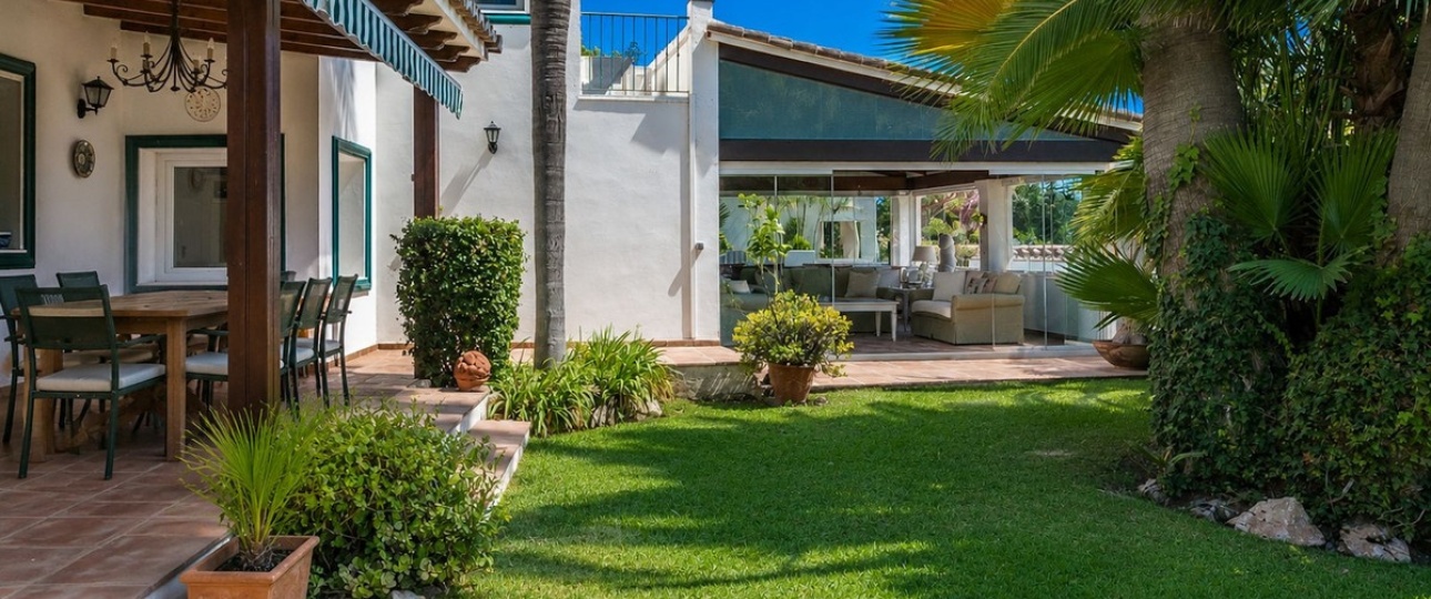 Resale - Villa - Marbella - Marbesa