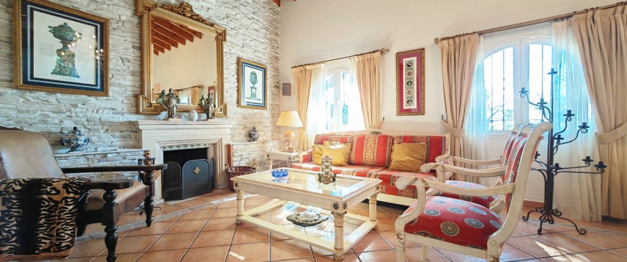 Resale - Villa - Marbella - Marbesa