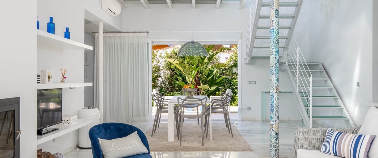 Resale - Villa - Marbella - Marbesa