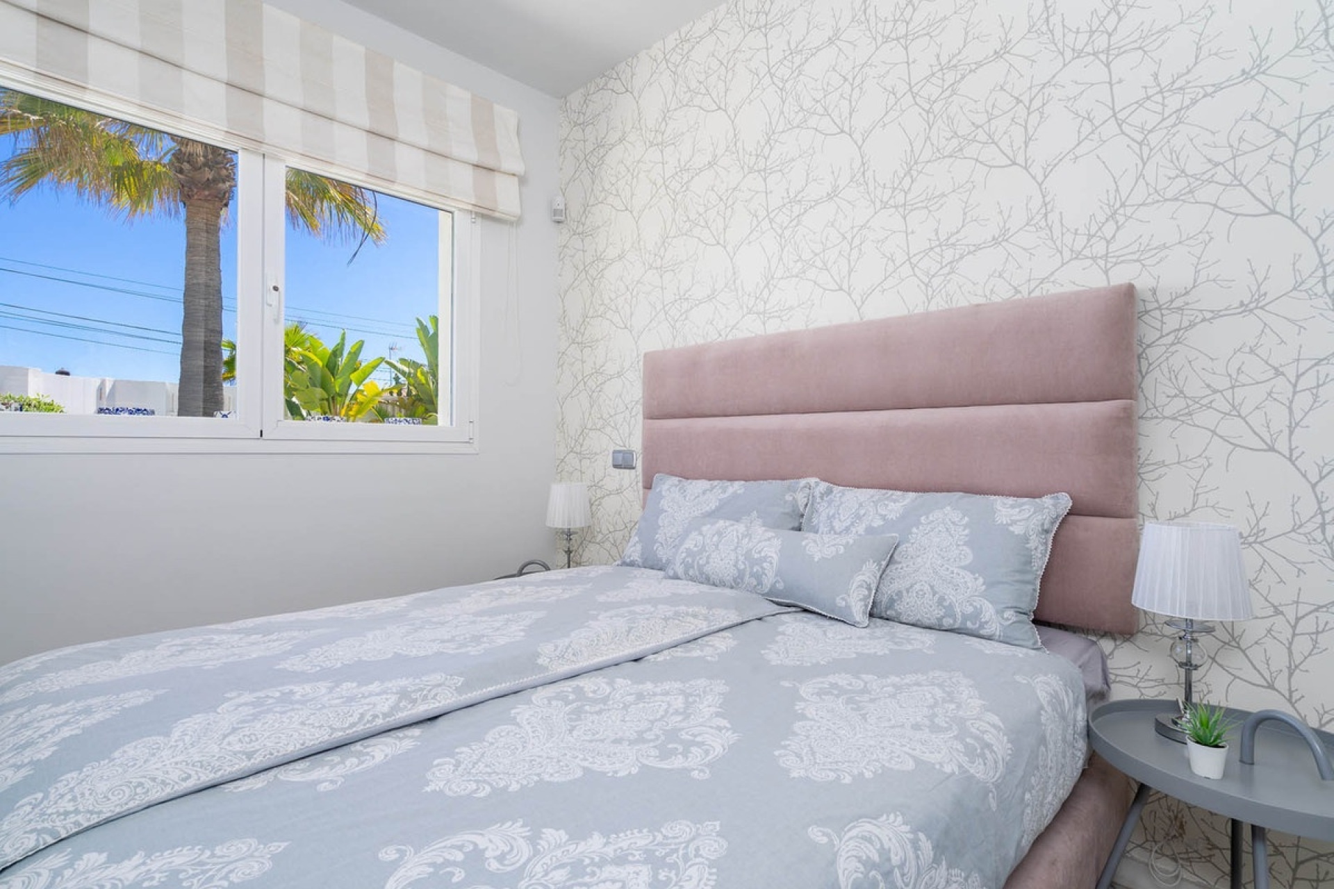 Resale - Villa - Marbella - Marbesa
