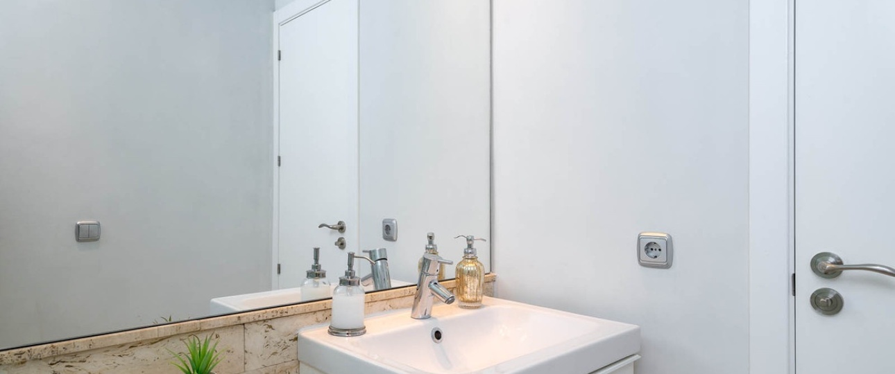 Resale - Villa - Marbella - Marbesa