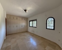 Resale - Villa - Marbella - Marbesa