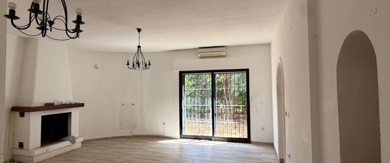 Resale - Villa - Marbella - Marbesa