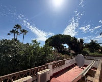 Resale - Villa - Marbella - Marbesa