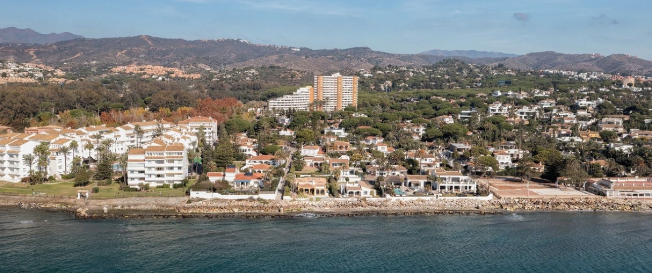 Resale - Villa - Marbella - Marbesa