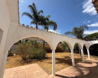 Resale - Villa - Marbella - Marbesa