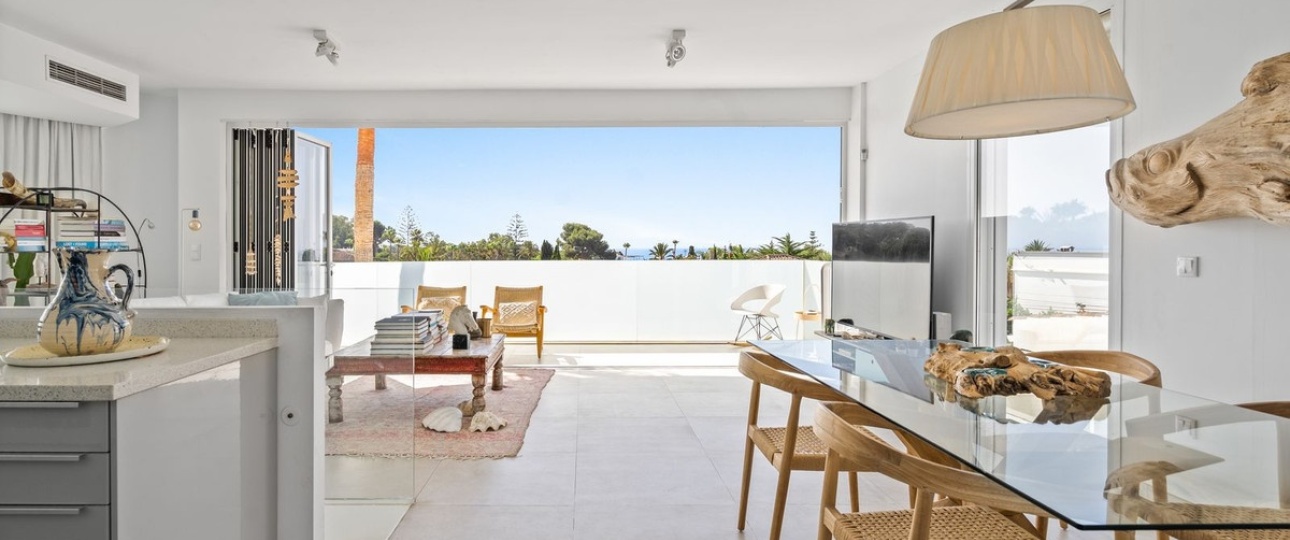 Resale - Villa - Marbella - Marbesa
