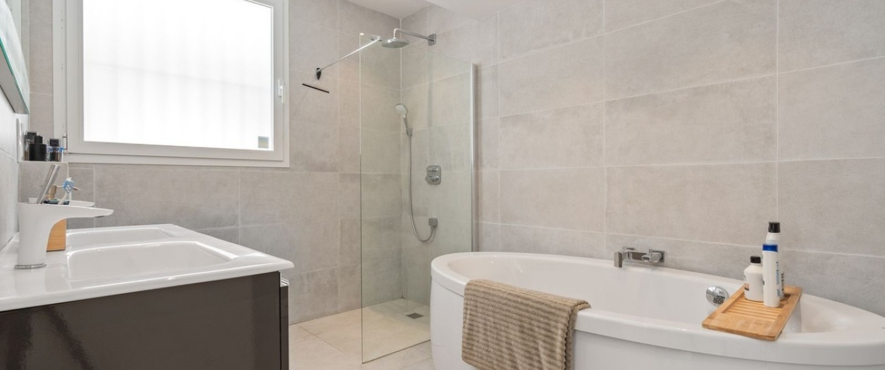 Resale - Villa - Marbella - Marbesa