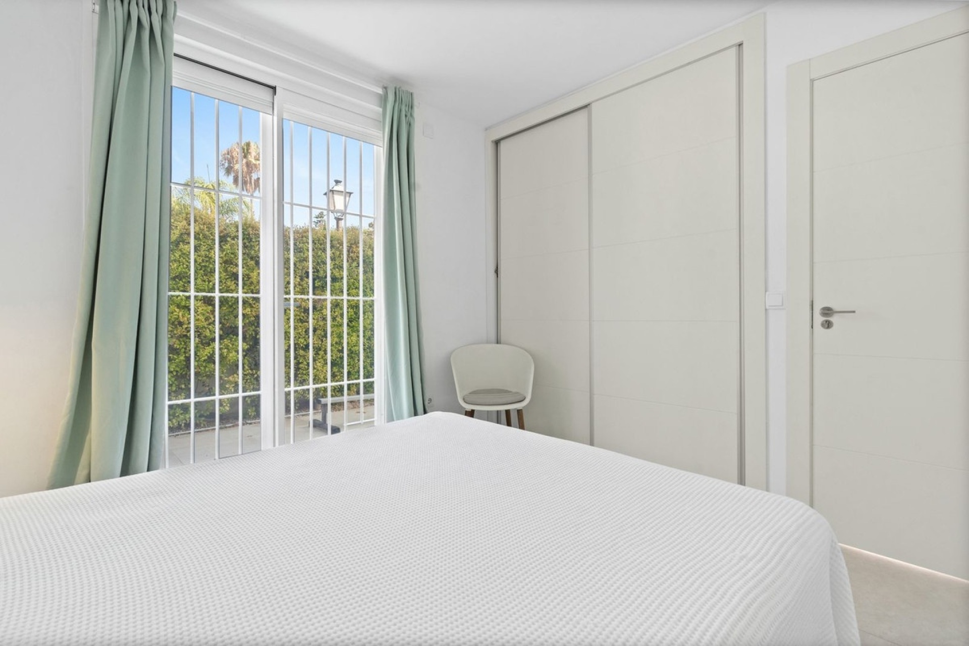 Resale - Villa - Marbella - Marbesa