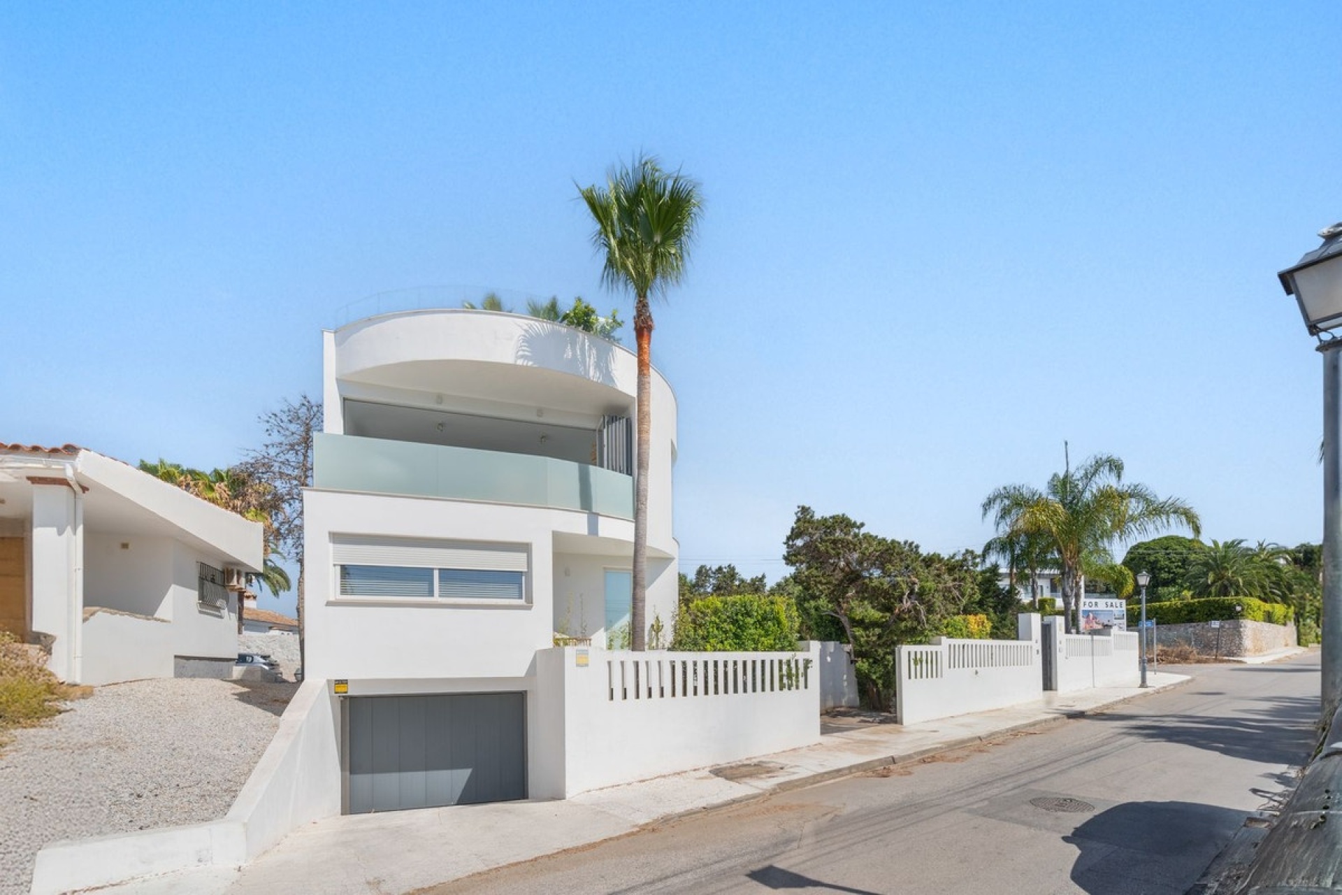 Resale - Villa - Marbella - Marbesa