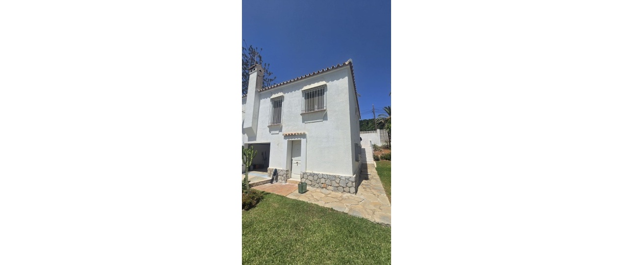 Resale - Villa - Marbella - Marbesa