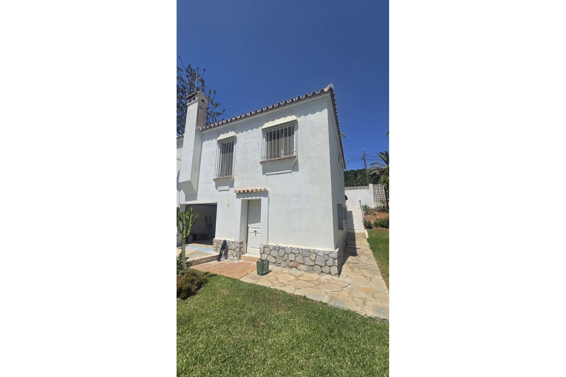 Resale - Villa - Marbella - Marbesa