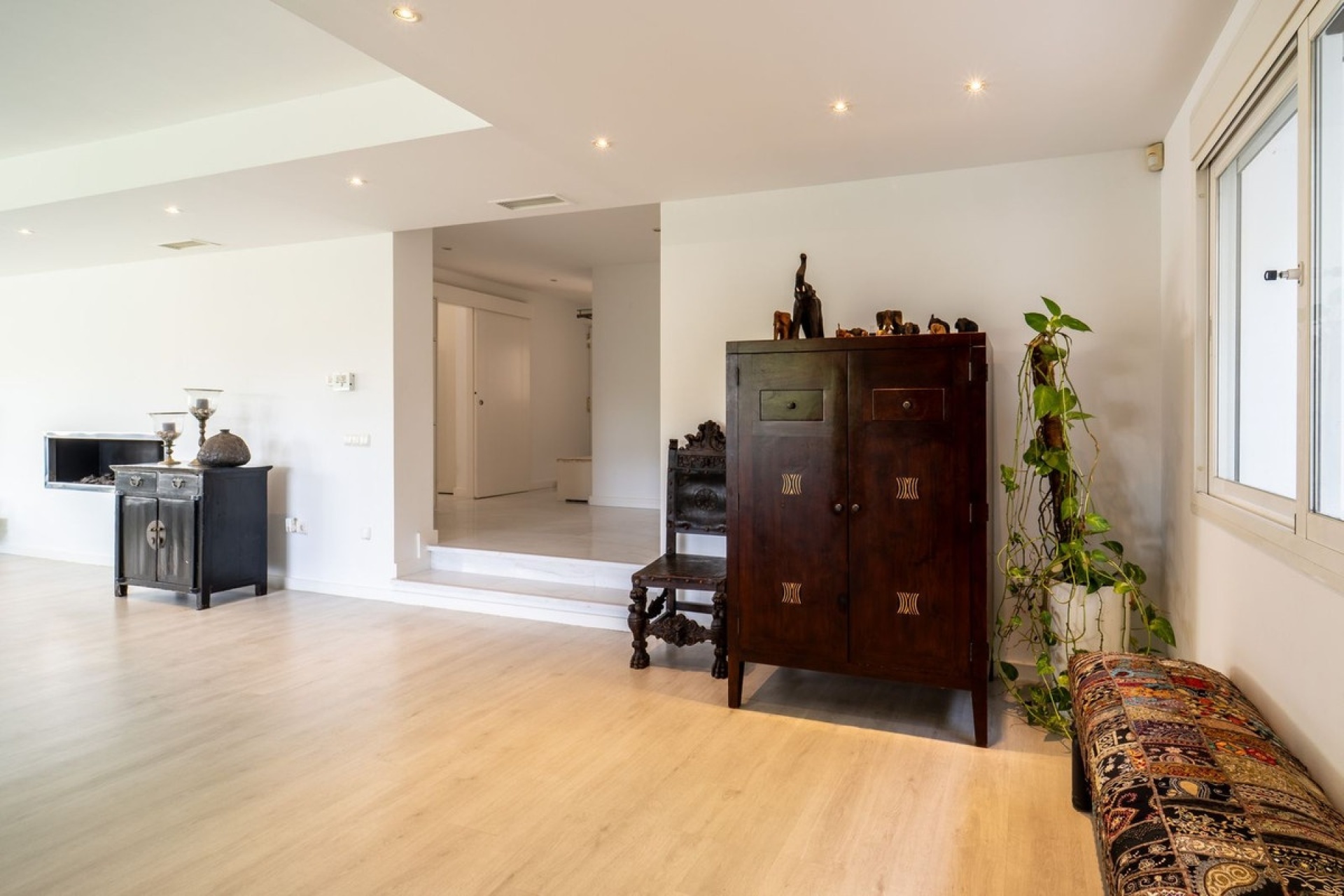 Resale - Villa - Marbella - Marbesa