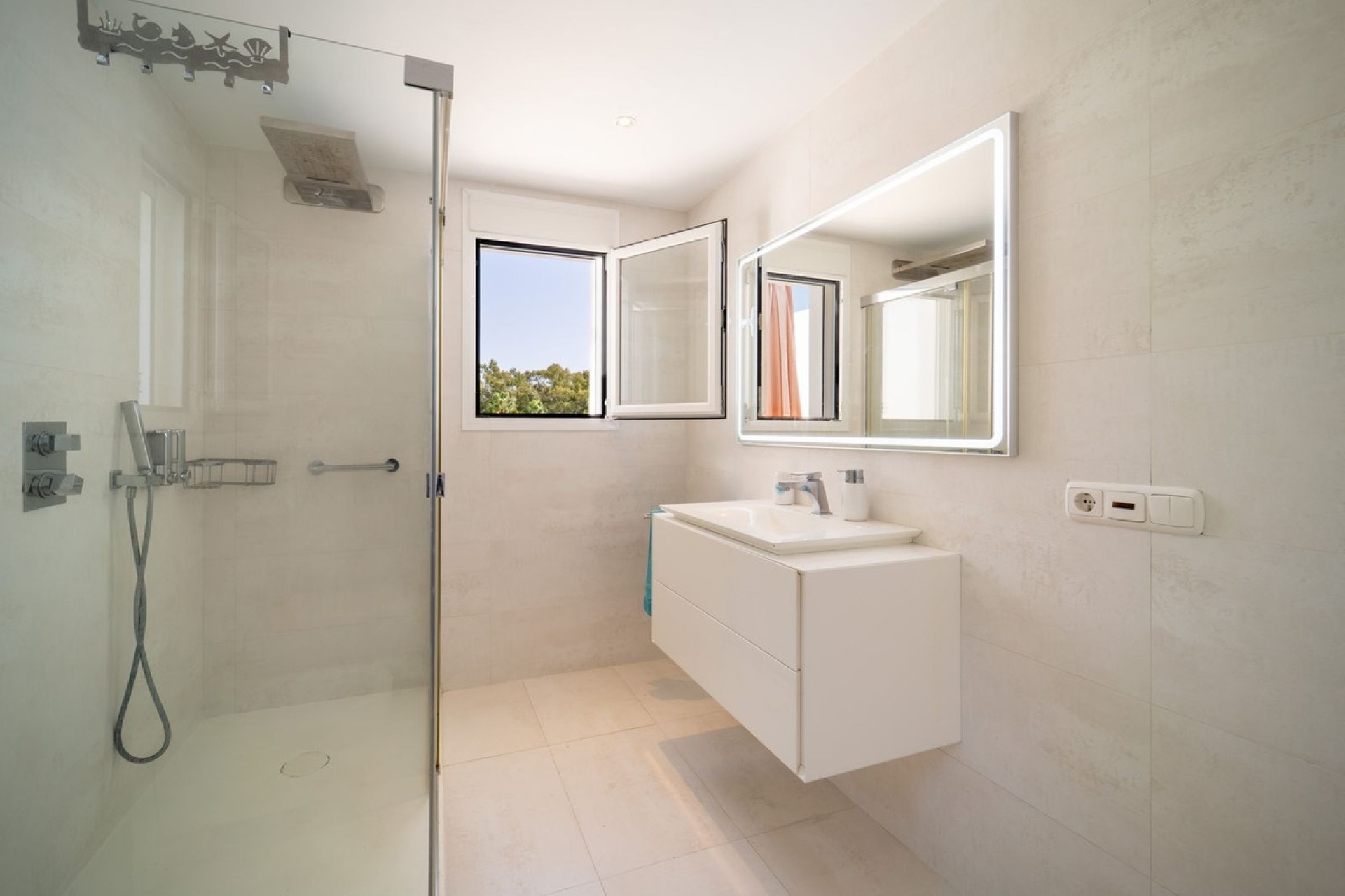 Resale - Villa - Marbella - Marbesa