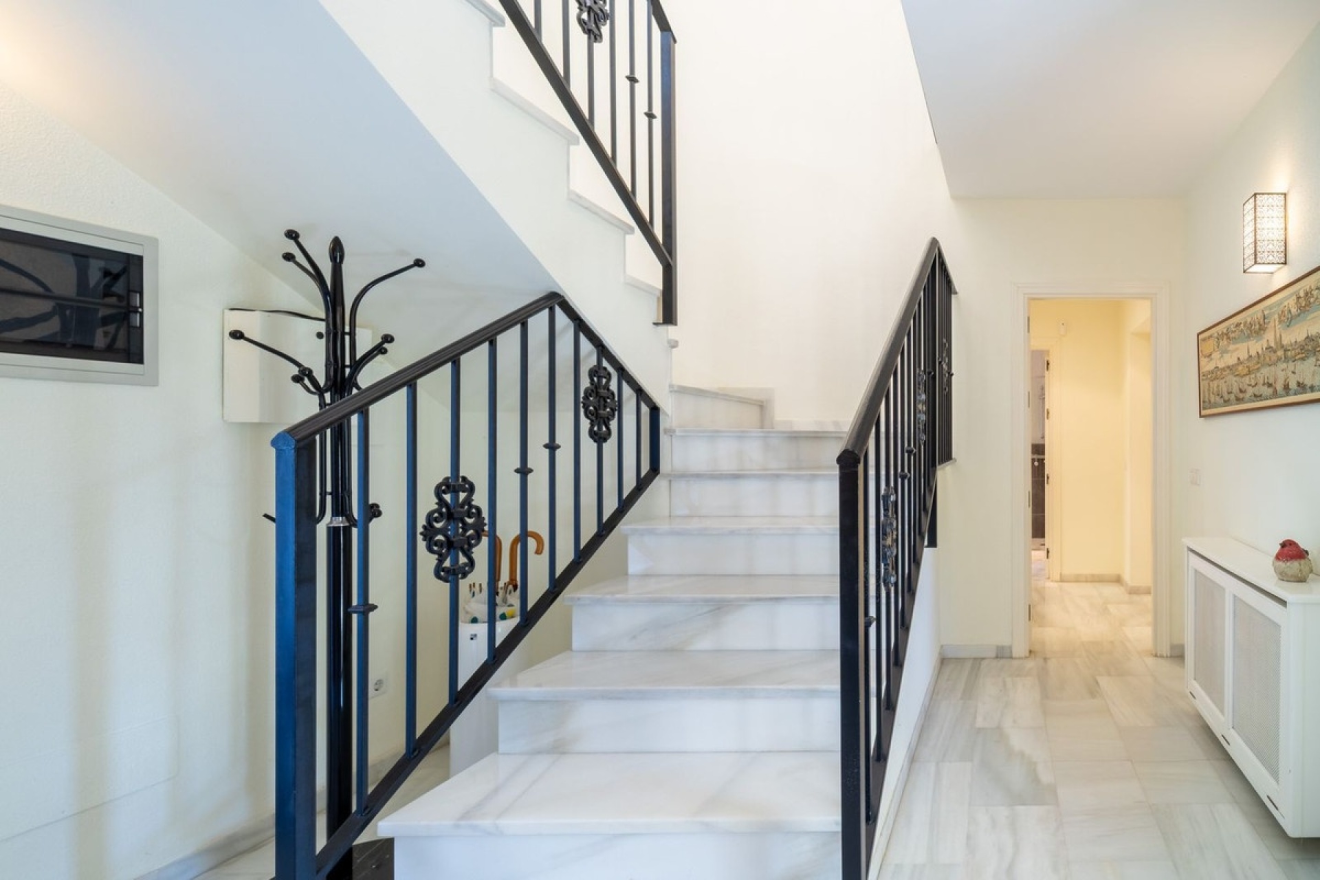 Resale - Villa - Marbella - Marbesa