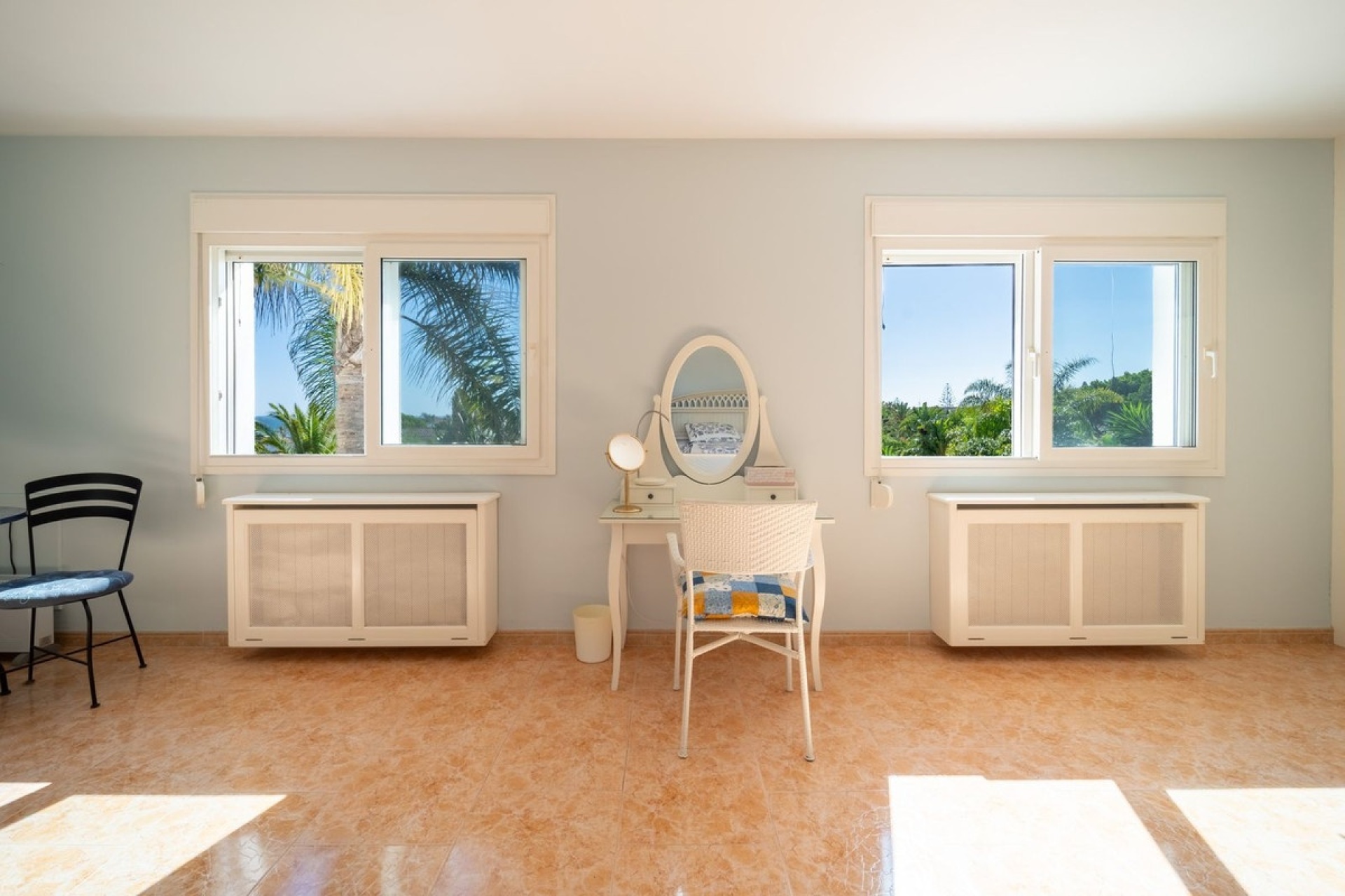 Resale - Villa - Marbella - Marbesa