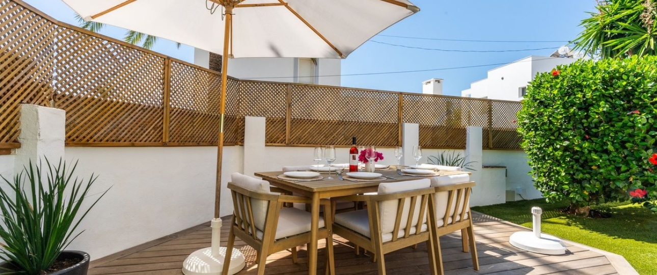 Resale - Villa - Marbella - Marbesa