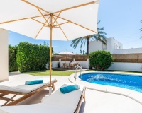Resale - Villa - Marbella - Marbesa