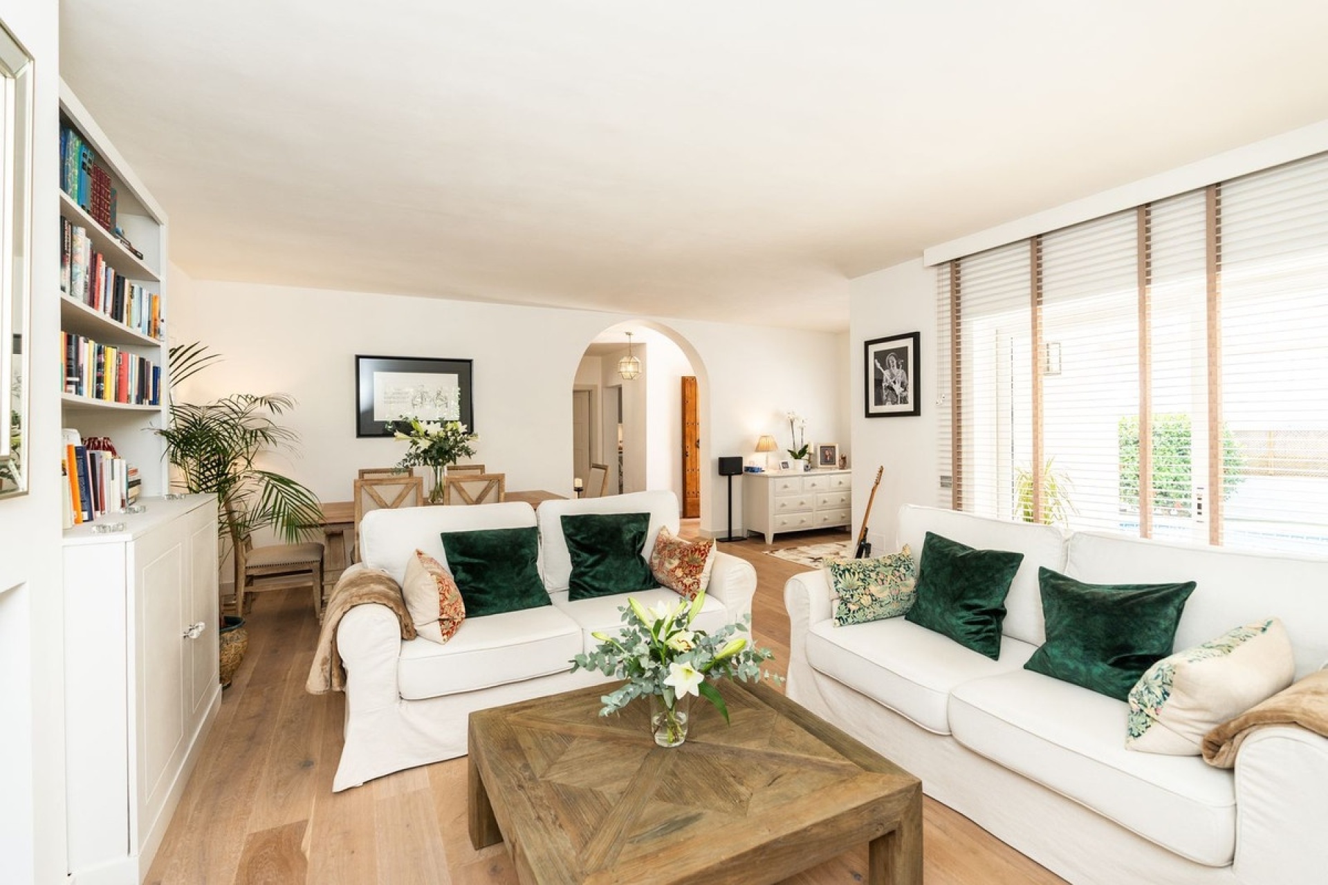 Resale - Villa - Marbella - Marbesa