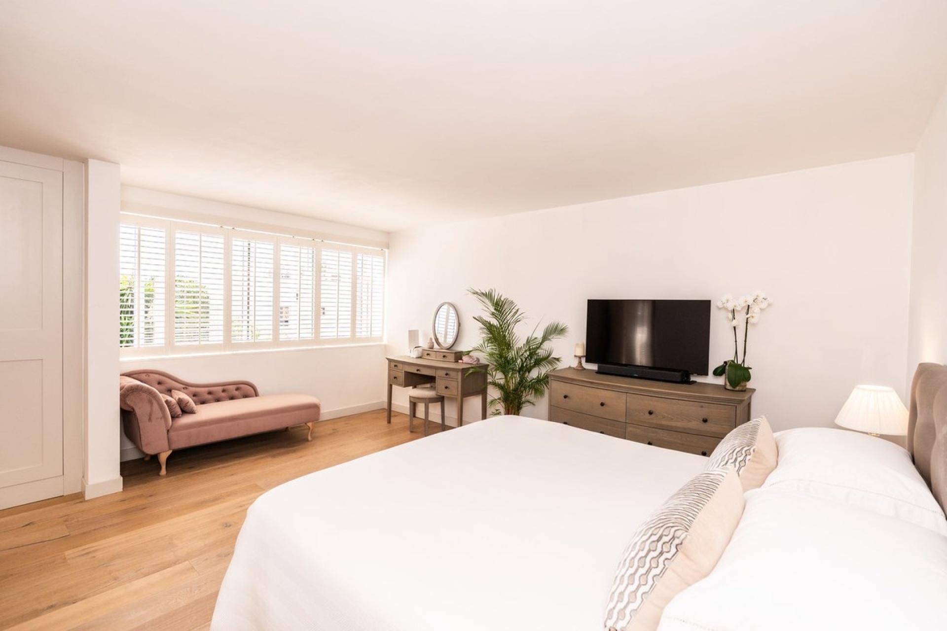 Resale - Villa - Marbella - Marbesa