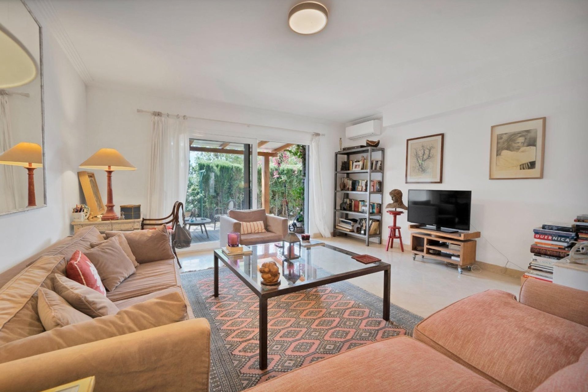 Resale - Villa - Marbella - Nagüeles
