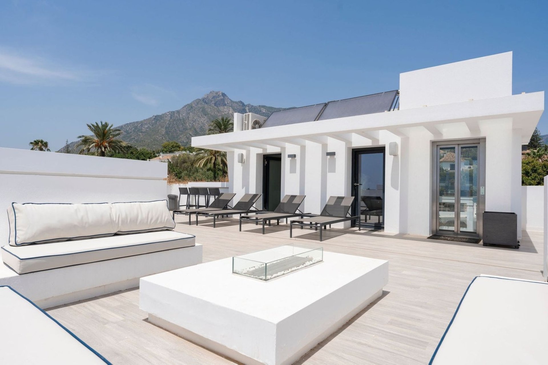Resale - Villa - Marbella - Nagüeles
