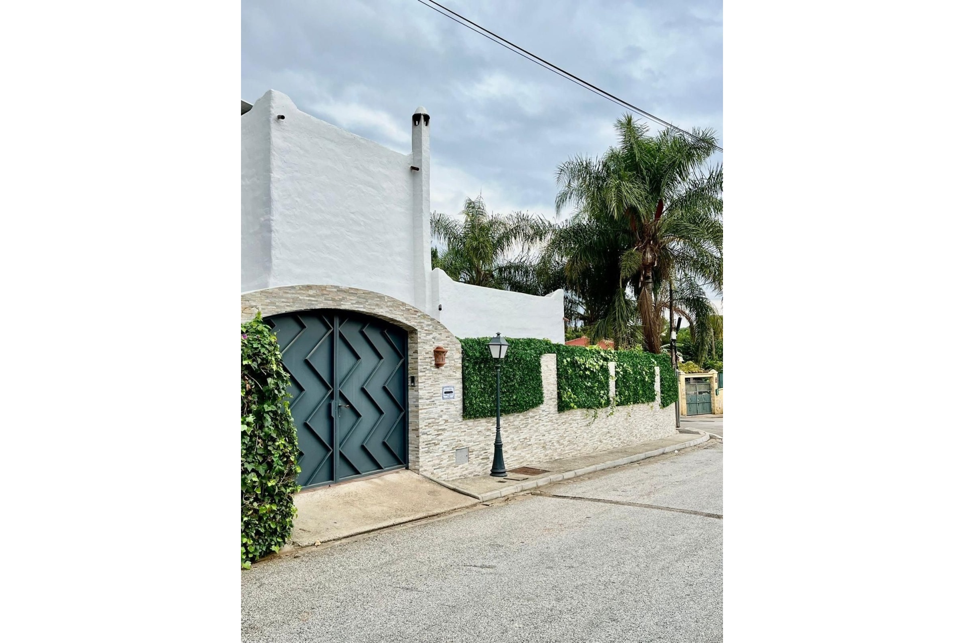 Resale - Villa - Marbella - Nagüeles