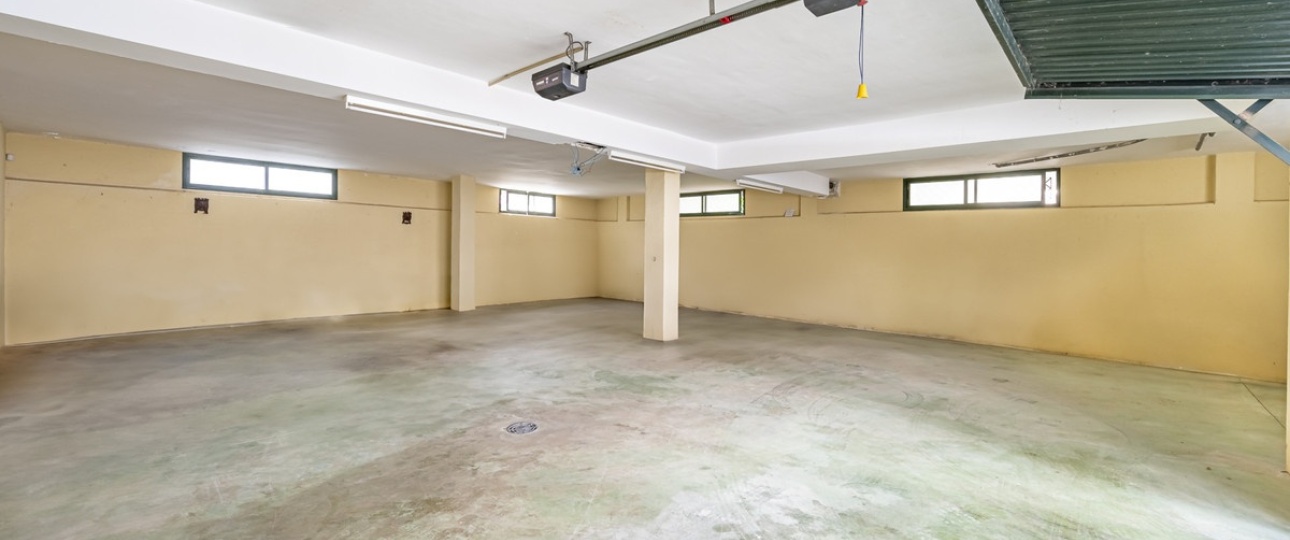 Resale - Villa - Marbella - Nagüeles
