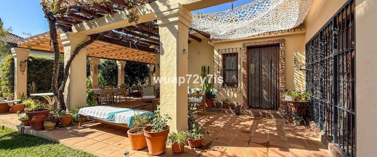 Resale - Villa - Marbella - Nagüeles