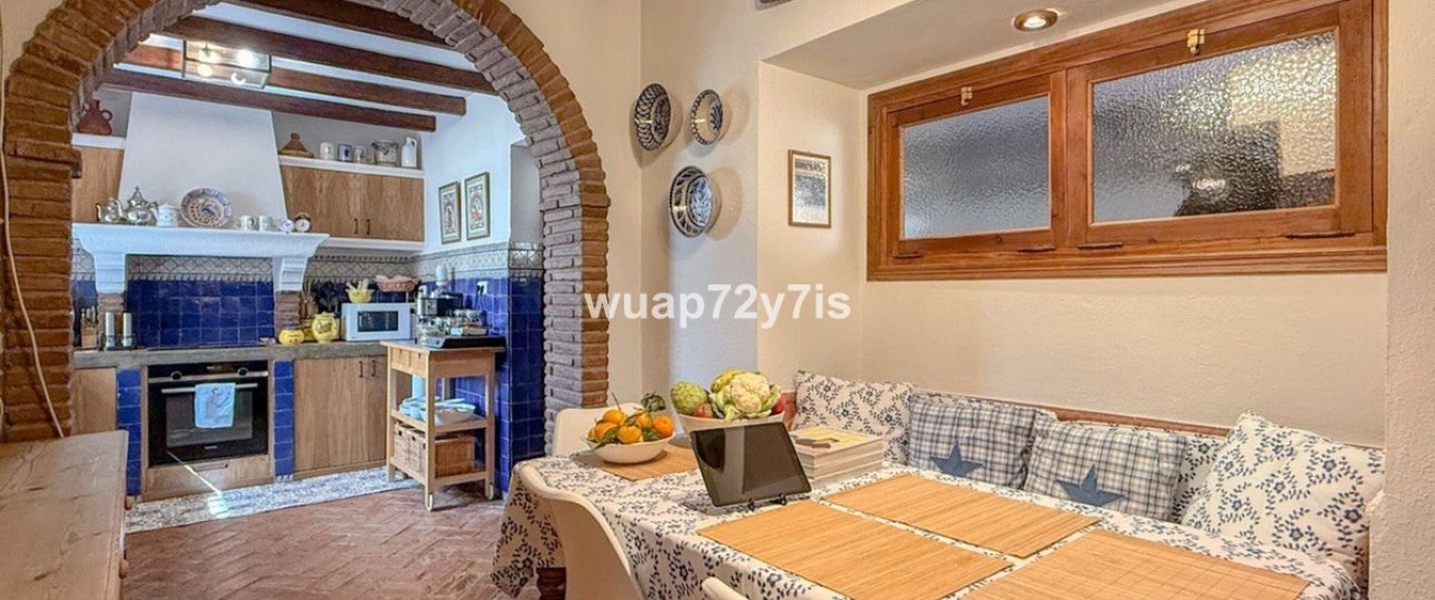 Resale - Villa - Marbella - Nagüeles