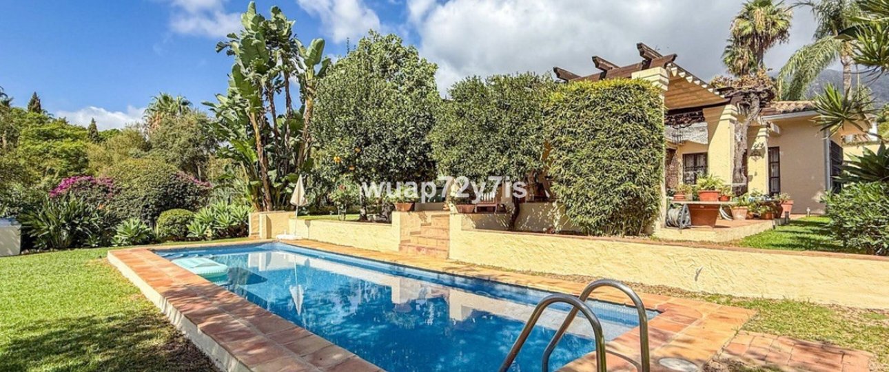 Resale - Villa - Marbella - Nagüeles