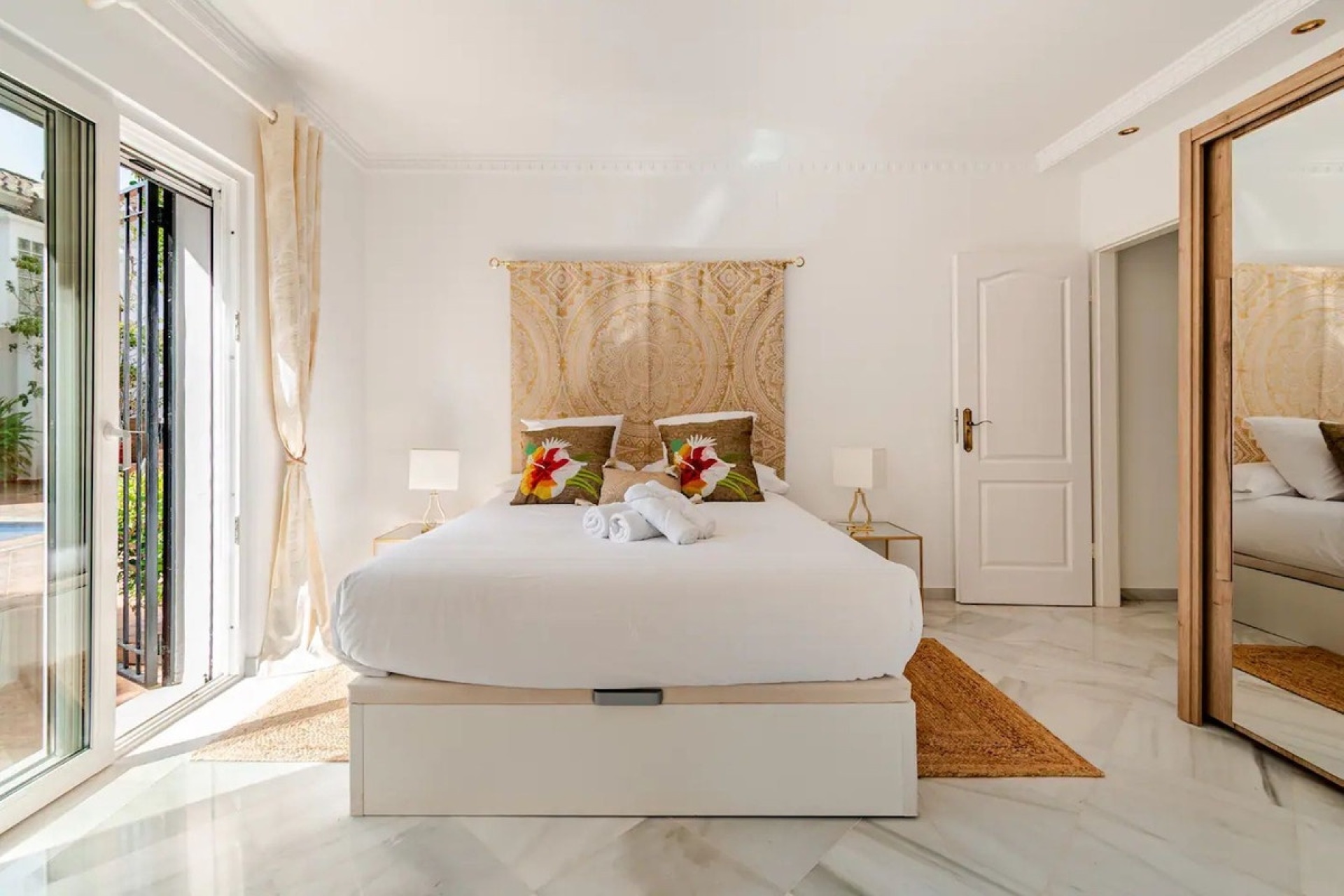 Resale - Villa - Marbella - Nagüeles