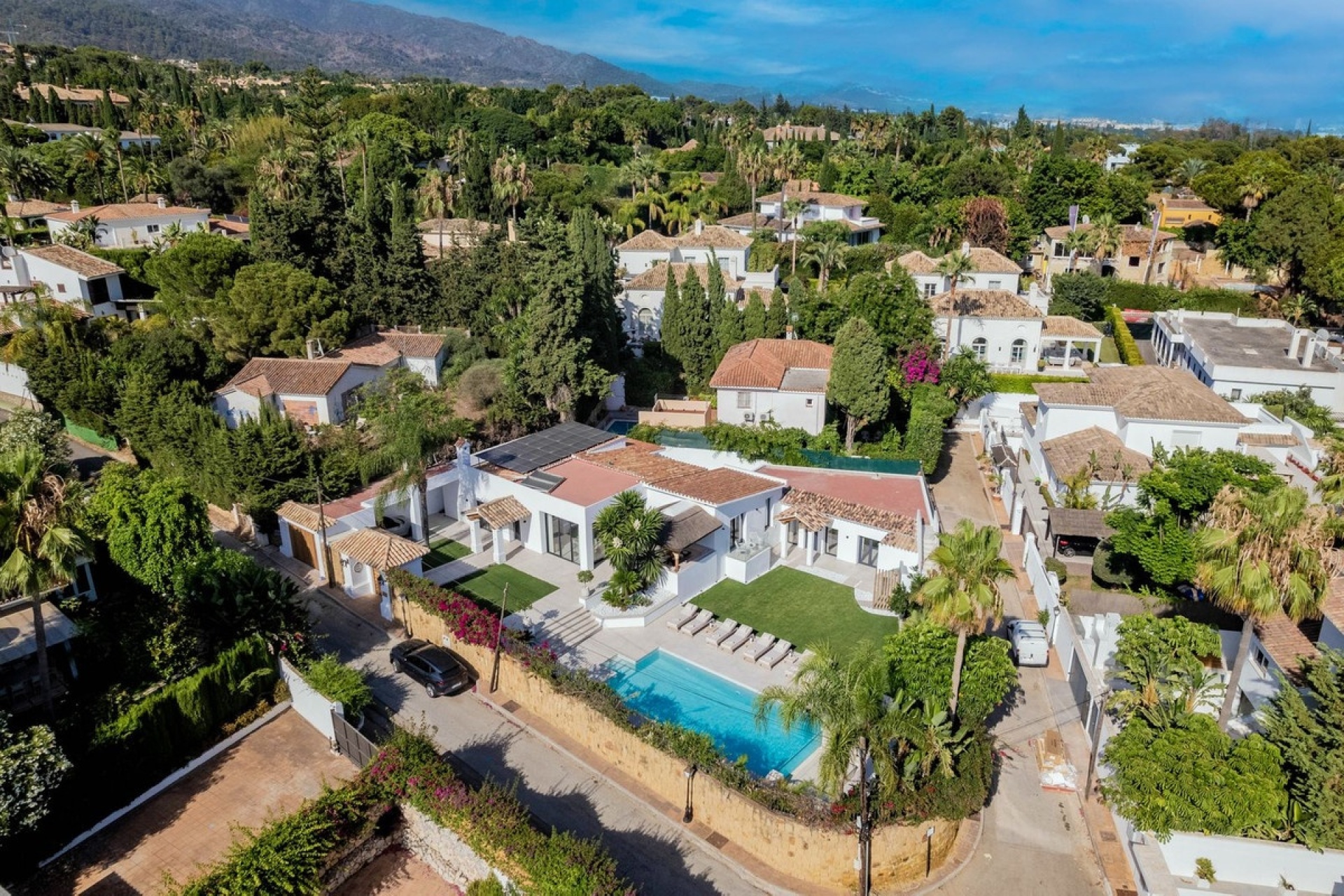 Resale - Villa - Marbella - Nagüeles