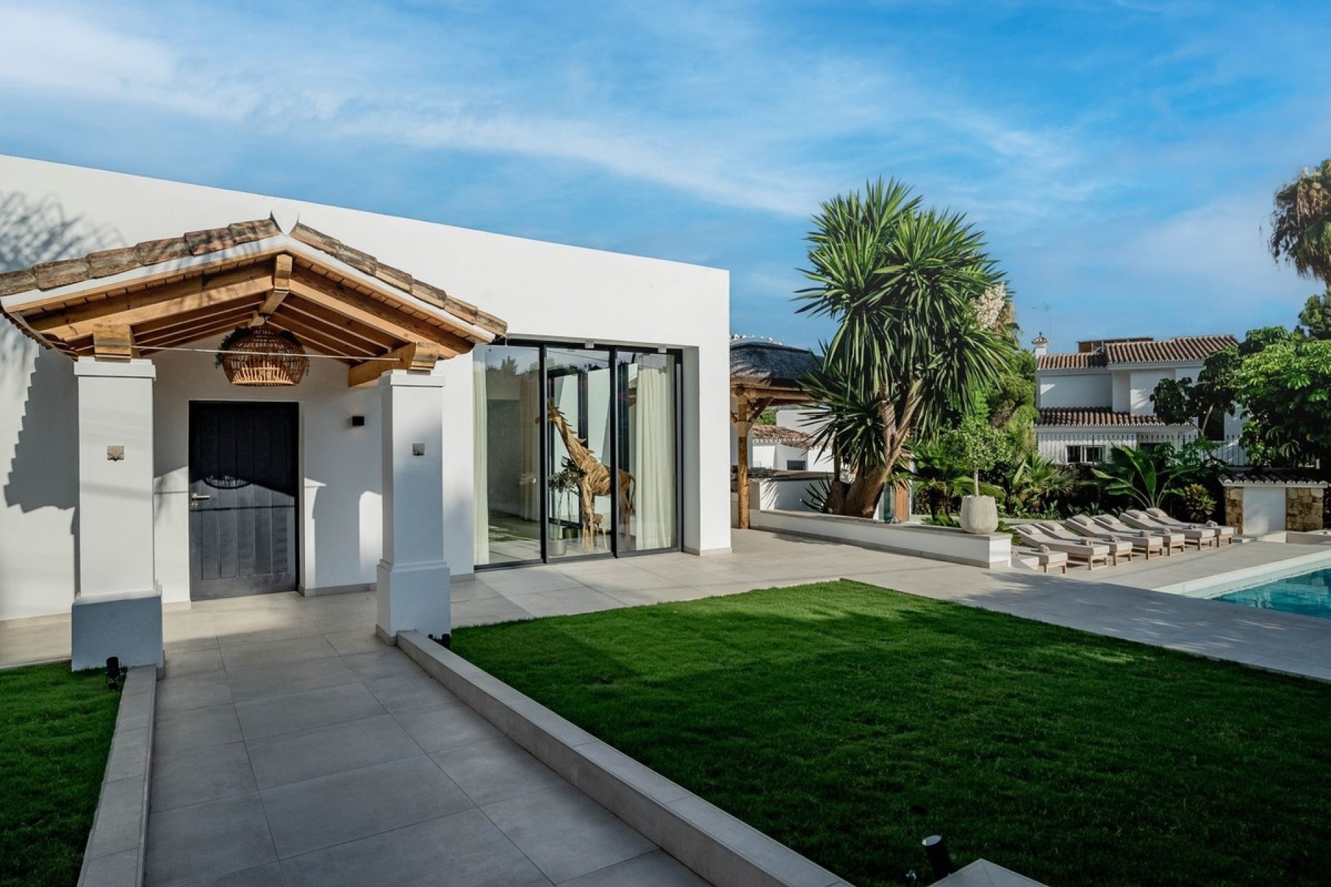 Resale - Villa - Marbella - Nagüeles
