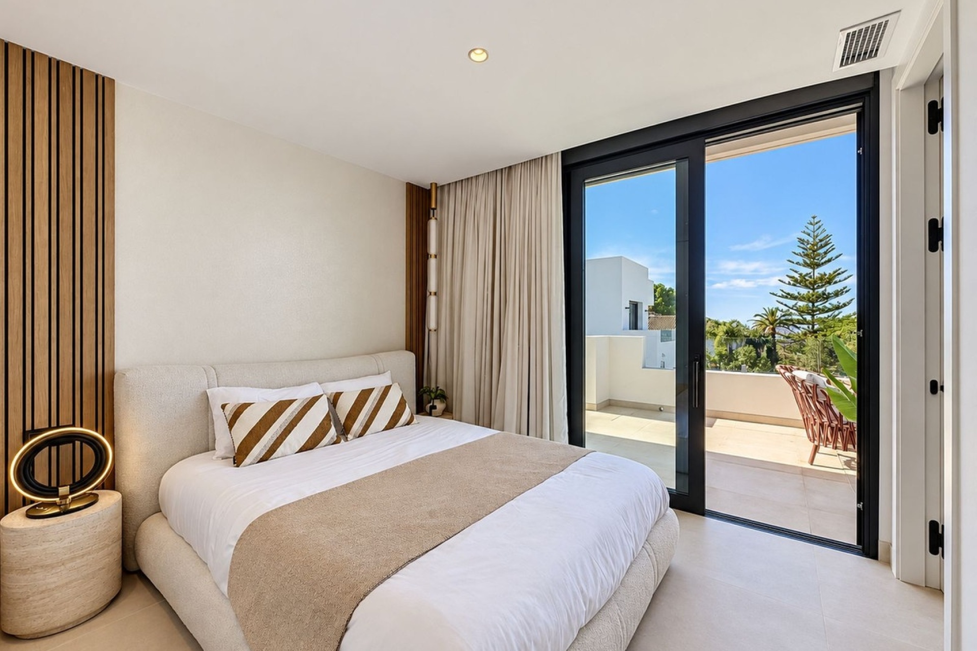 Resale - Villa - Marbella - Nagüeles
