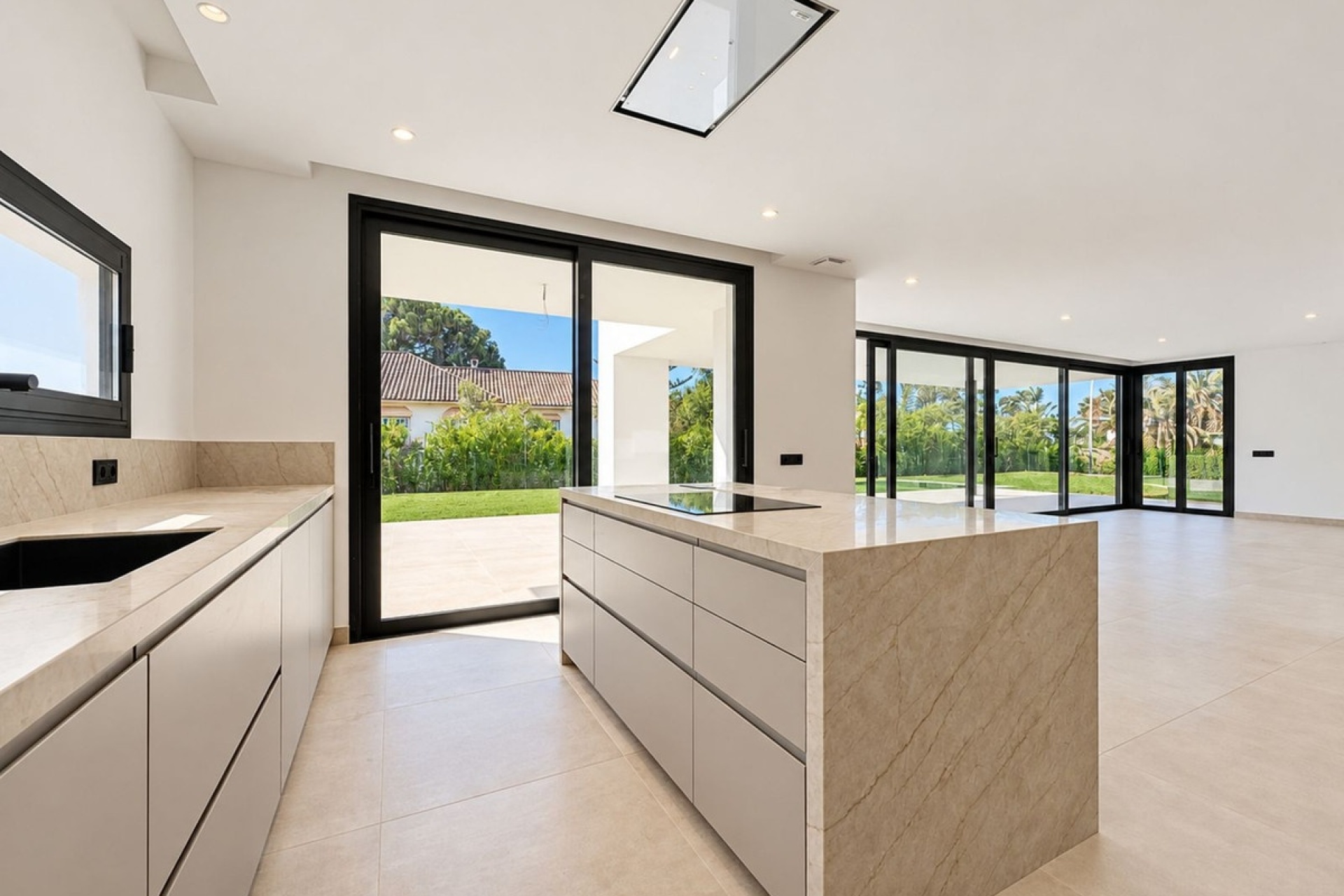 Resale - Villa - Marbella - Nagüeles