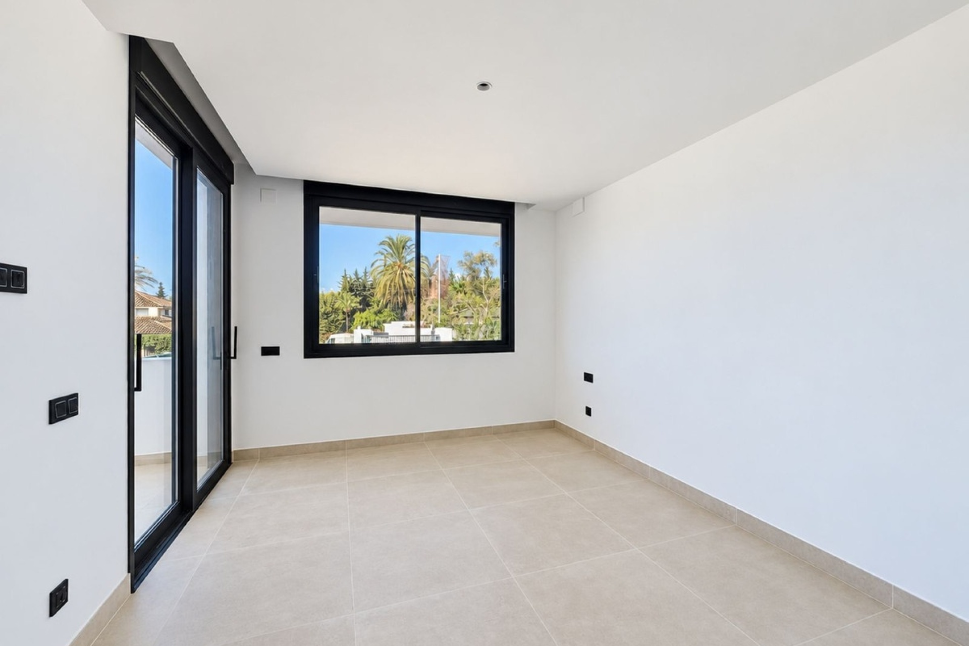 Resale - Villa - Marbella - Nagüeles