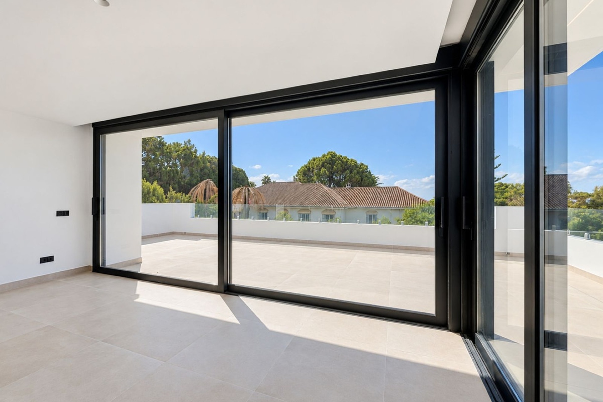 Resale - Villa - Marbella - Nagüeles