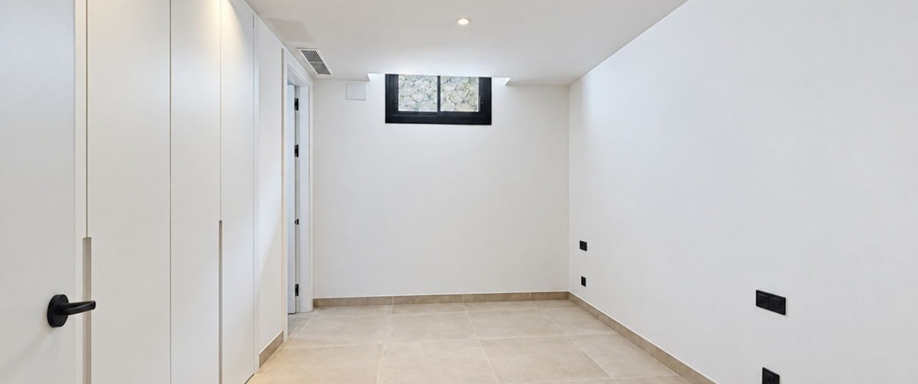 Resale - Villa - Marbella - Nagüeles