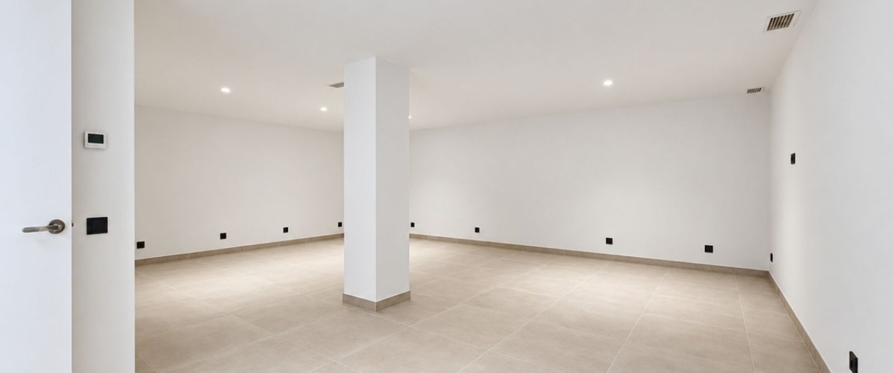 Resale - Villa - Marbella - Nagüeles
