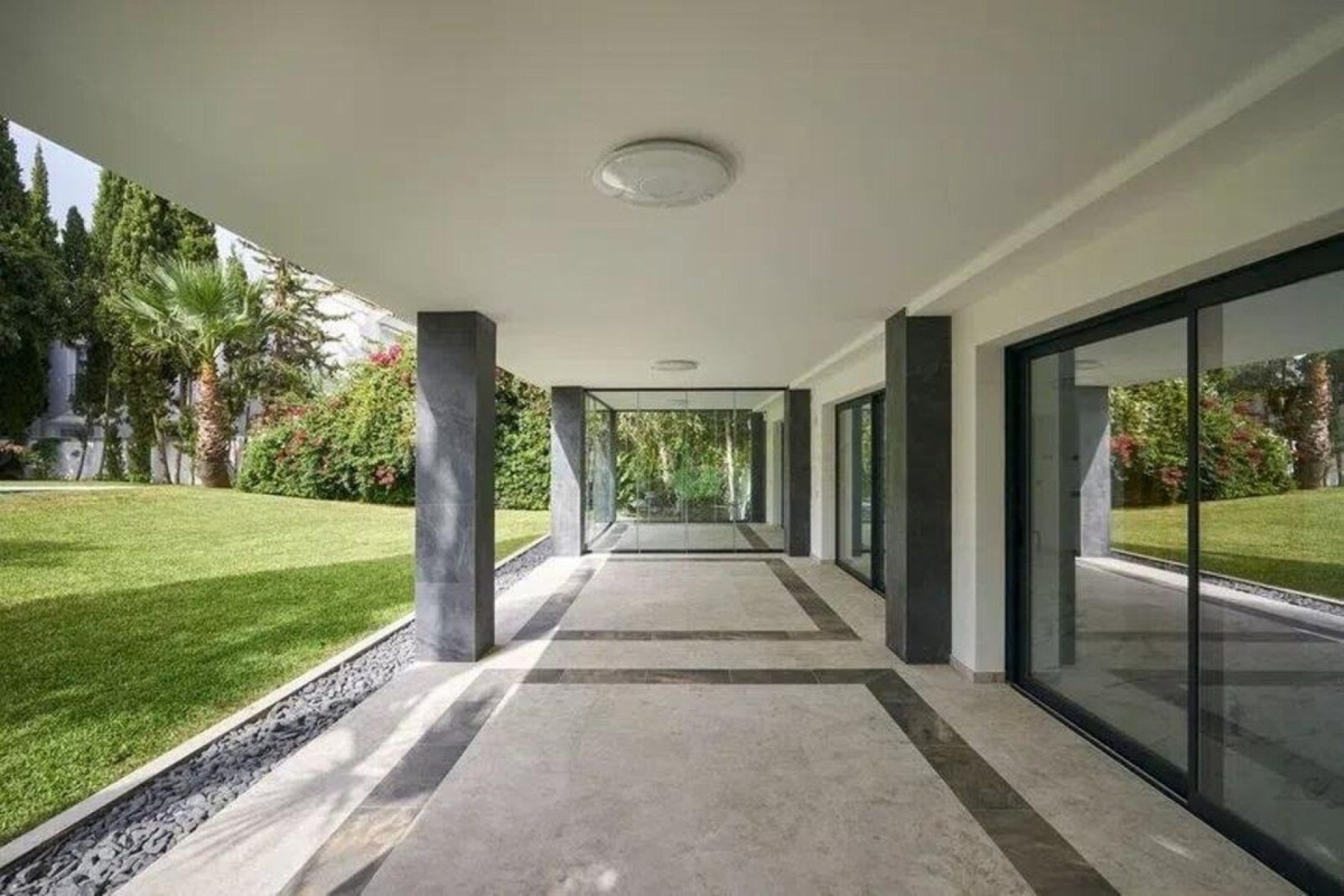 Resale - Villa - Marbella - Nagüeles