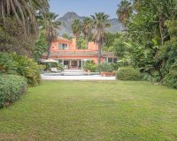 Resale - Villa - Marbella - Nagüeles
